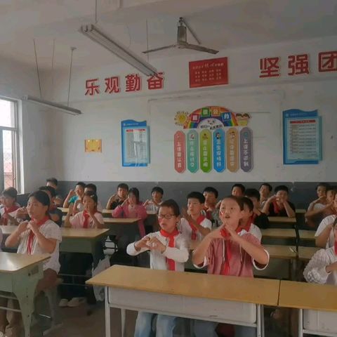 童心筑梦   喜迎国庆——王村小学“迎国庆”系列活动