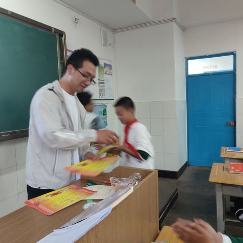 🌈🌈9月“练字小达人”竞赛颁奖典礼及优秀作品展💫💫