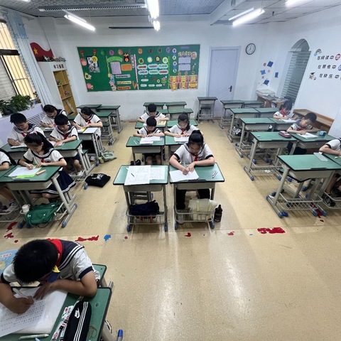 弘文小学课后服务—书法社团