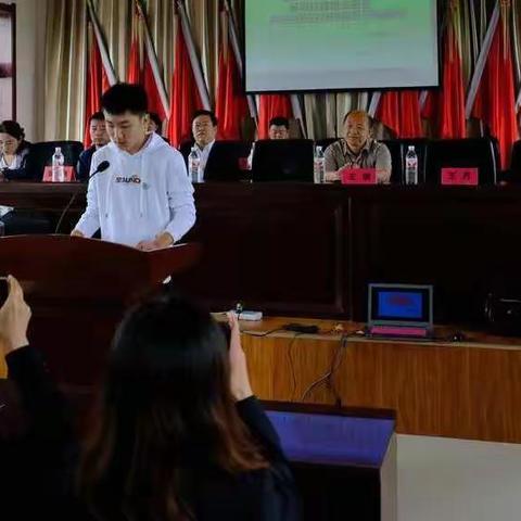清华学子艾明思回母校下二台中学作励志报告（会议全程）