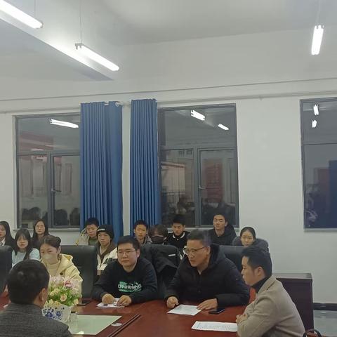 凝聚青春力量，踔厉奋发向前——宜黄县职业教育中心学生会总结暨表彰大会