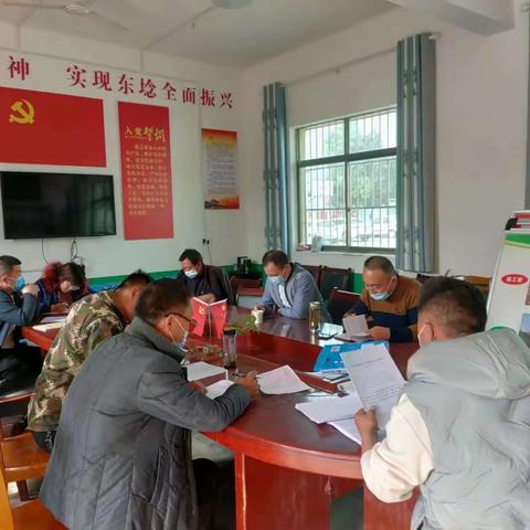 一线战“疫”‖让党旗飘扬，全员核酸东埝村同心合力打赢疫情阻击战