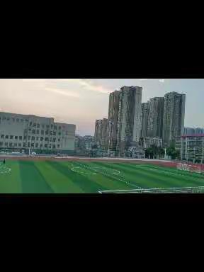和孩子们的温馨日常
