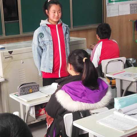 双发中学六年一班  五个一分钟好习惯的精彩瞬间