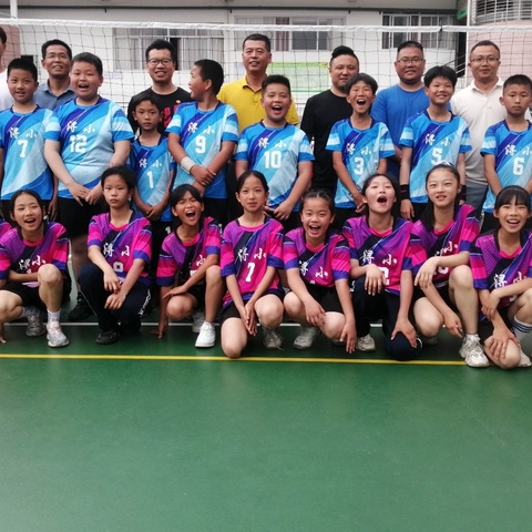 浔小少年勇拼搏，排球场上展风采——浔中中心小学喜获德化县2023年中小学排球比赛男女队第二名