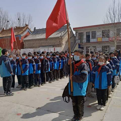 阳阿乡阳阿中心小学：从小学雷锋   长大做先锋