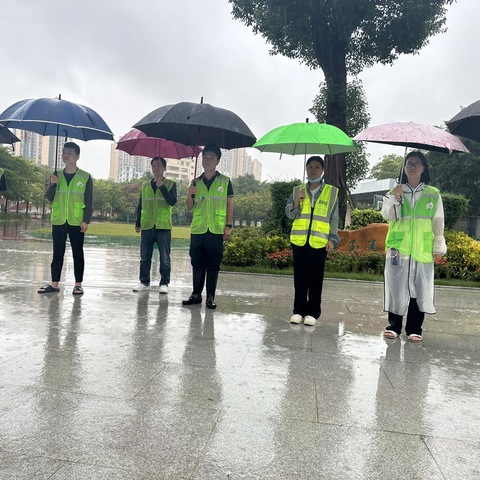 风雨无阻、小一有爱