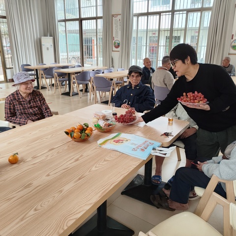 红旗镇社工站开展“欢庆元旦迎新年”暨“学习2023年‘感动海南’年度人物廖玉婷先进事例”活动