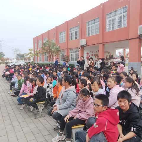 “一月一活动”——十月份经典故事演讲比赛
