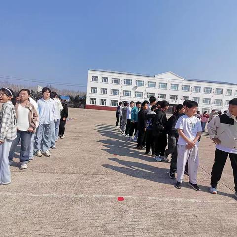 春季越野赛——祥顺镇中心校六年一