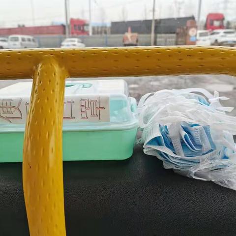 谢谢您，阿姨！