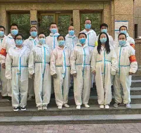 兵团湖南商会为共青团农场捐赠棉被棉衣五万元