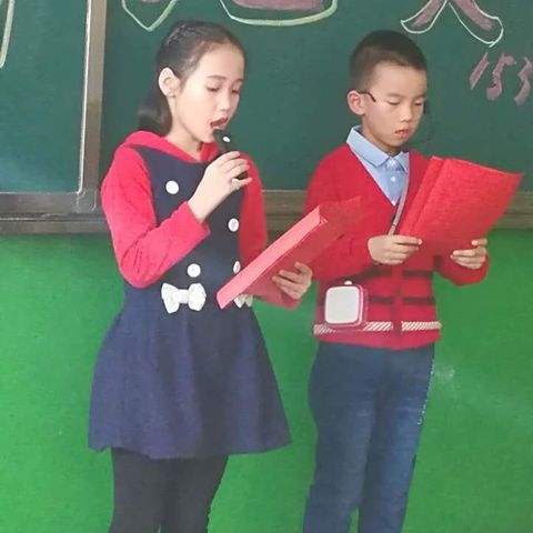实验小学153班第一届以“爱”为主题朗诵比赛