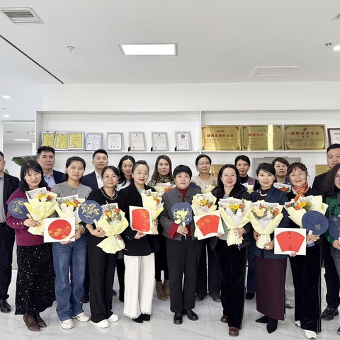 莲湖区政协民革界别委员工作室举办“纨扇绘美好·金线启新章”美学沙龙献礼妇女节  ——以传统文化之美凝