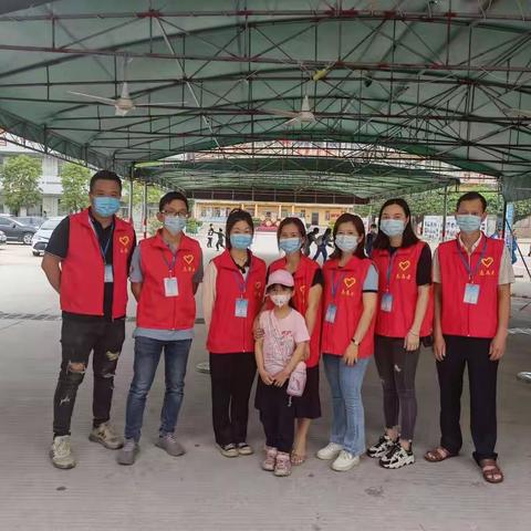 感谢有你，护学暖人心——致最美家长志愿者！