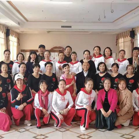 睦邻太阳村舞蹈队2021年年会活动花絮