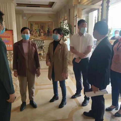 陈练副区长深入干沟村、新村等地查看疫情防控工作
