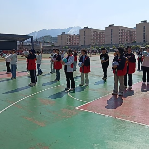 教研深耕 育梦前行——兴义市昌文学校体育与健康组教研活动