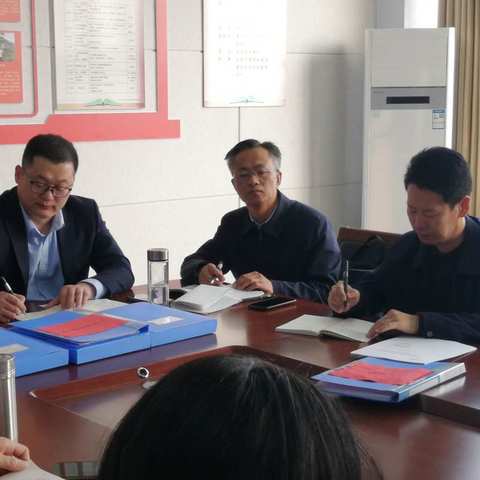 齐心协力打造高效政治课堂，精心设计引领基地高位发展    ———2021秋季五莲中学高三视导政治学科简记
