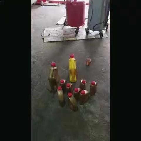 润士通润滑油好不好，就看黄灿灿的一片片