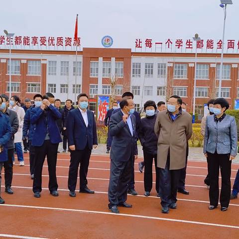 利通区金积中心学校迎接教育部对宁夏“互联网+教育”示范区建设验收