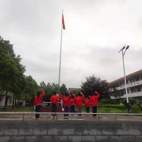 辛勤耕耘，收获桃李芬芳——粟裕希望小学第十三周值周总结