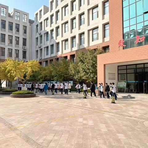 振华中学思齐班——校园应急安全体验活动