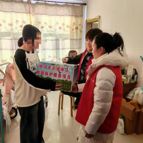 关爱儿童 情暖童心——满归镇团结社区新时代文明实践站开展慰问困境儿童活动