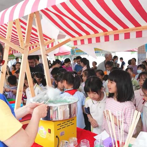 “学雷锋·献爱心” ‍加禾小学跳蚤市场义卖活动