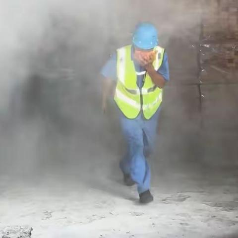 安全生产月，筑牢安全防线！宝联公司开展2022年安全月消防演练活动。