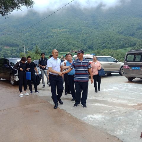 昆明市政法委第一调研组到树安村委会开展基层社会治理工作专题调研