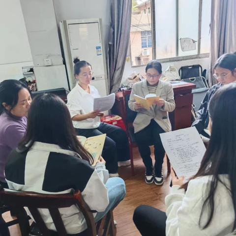 以研促识新课标 以备促行新课堂——凤鸣学校一年级十月教研活动