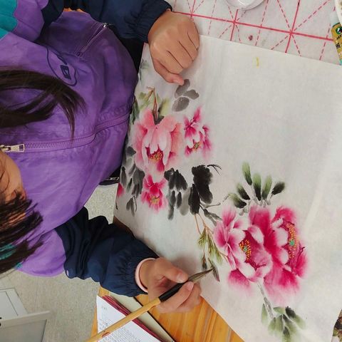 信丰县青少年培训中心工业园学校美术兴趣班十月小结美篇