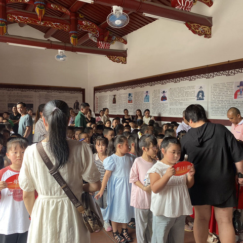 开笔启蒙，知书尚礼----德化县第八实验小学举行一年级新生开笔礼仪式