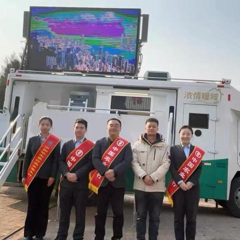 壶关集店支行流动汽车银行“送金融下乡”活动