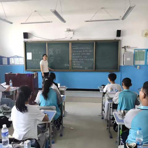 用心耕耘，无私奉献——记宝山乡第一中学教师何淑玲