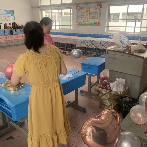 夏日微风 爱意满满——清湘教育集团·清水塘第二小学·二（7）班 微风中队义卖活动