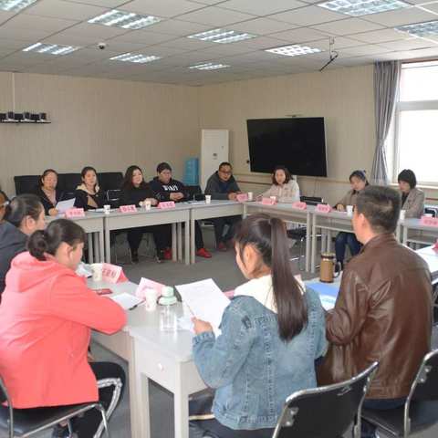 河北中心校召开新学期家委会工作会议