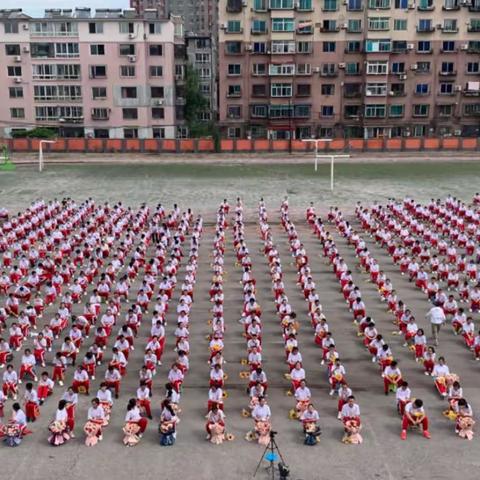 2022年新星中学毕业典礼