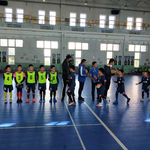 不负光阴不负秋——满洲里市中小学体育教学工作会议暨校园足球裁判新规则理论与实践应用培训活动