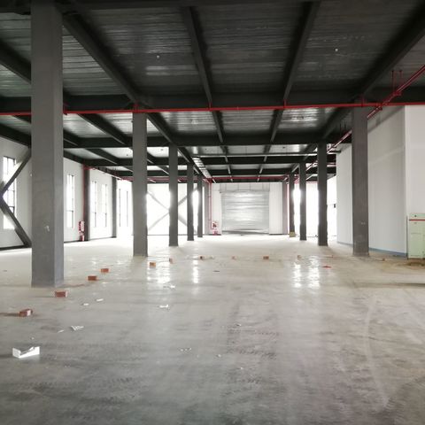 吉航轻型飞机组装制造厂