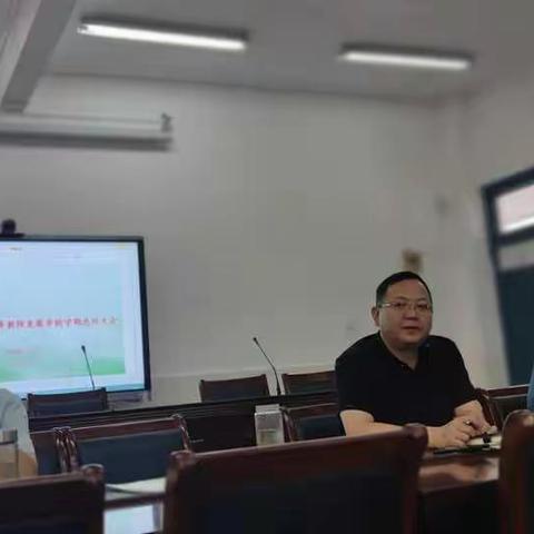 一起向未来              ——溧水区晶桥中心小学举行青年教师发展学校期末总结大会