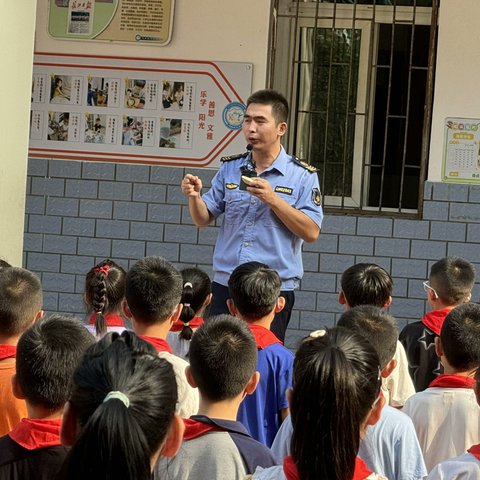 “火”速行动，防患未“燃”——武昌区何家垅小学消防安全应急疏散演练