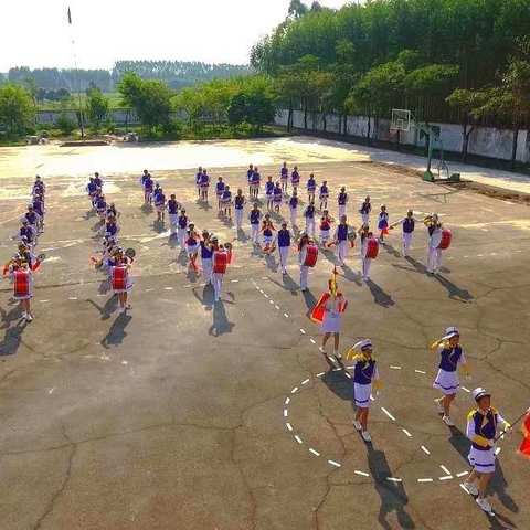 鼓点激昂，红心向党——横州市马岭镇中心学校少先队庆祝中国共产党成立100周年鼓号队风采展示活动