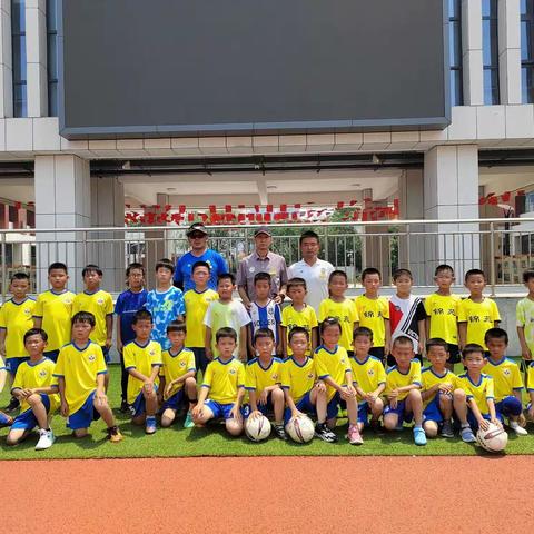 胜利一小足球队