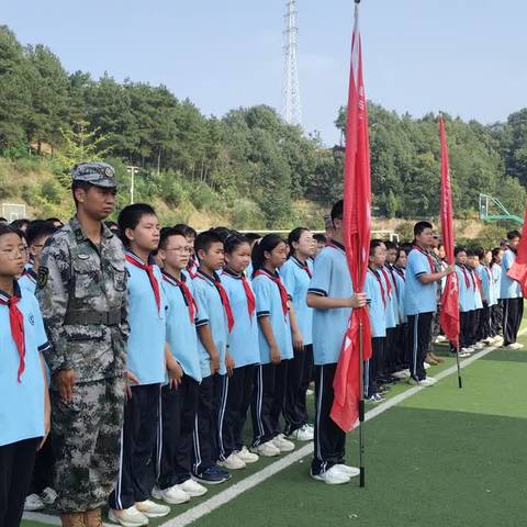 青春飞扬展风采，军训结营启新程——天津路中学军训结营仪式