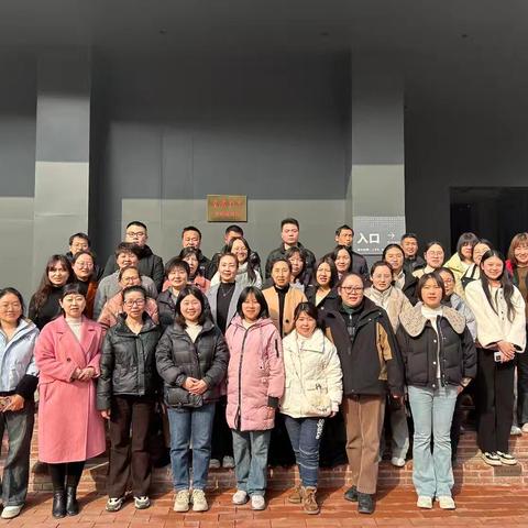 街道活力绽新光 党心妇韵共飞扬