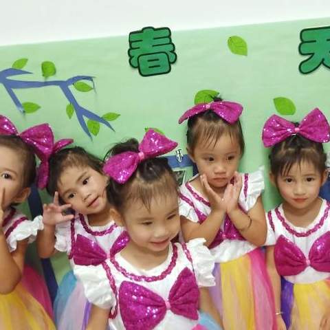 “感恩成长，梦想飞扬”—2022年三亚市崖州区三更幼儿园第一届毕业典礼