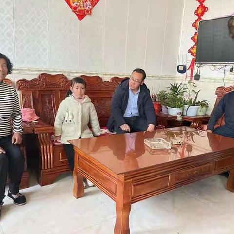 夏日暖童心，关爱不缺席