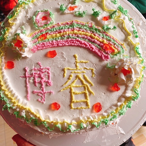 博睿教育学生制作蛋糕DIY